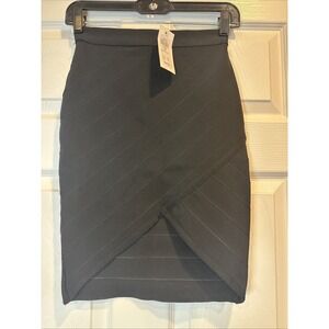 Chelsea NWT Black Spandex Mid Length Skirt Size Small Slip On Originally $68